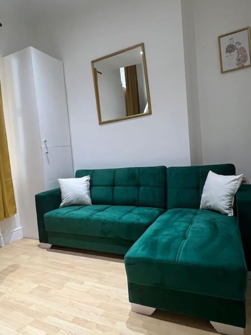 001- Lovely 3-bedroom Very Close To Oxford Street Londra
