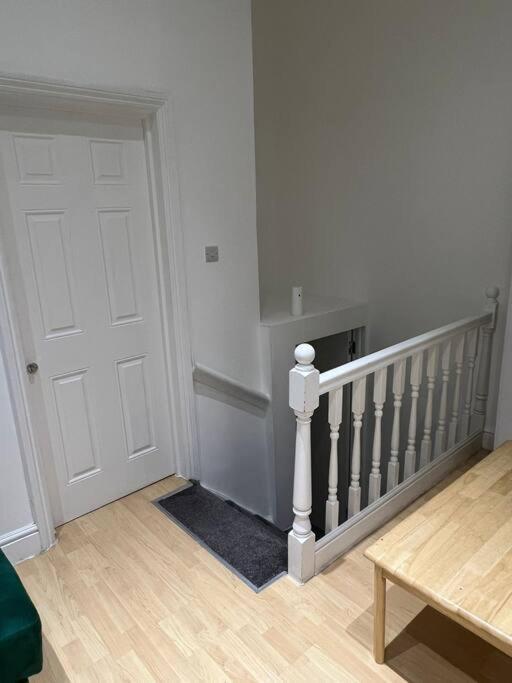 001- Lovely 3-bedroom Very Close To Oxford Street Appartamento *