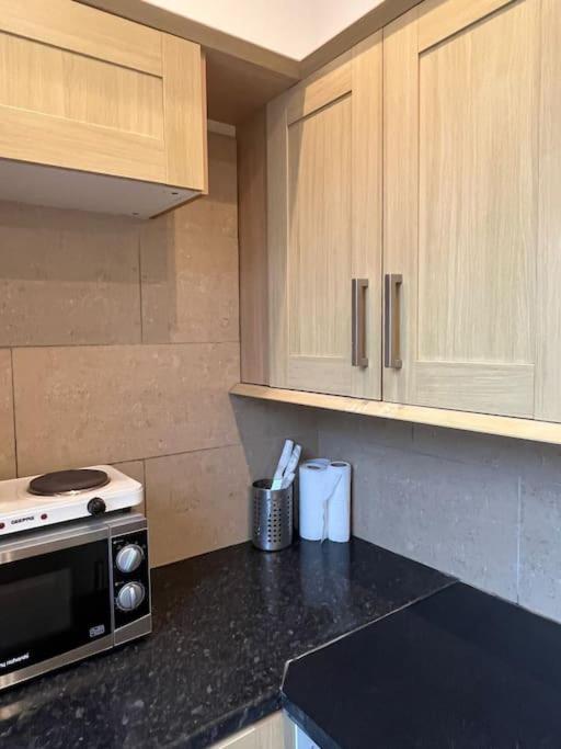 001- Lovely 3-bedroom Very Close To Oxford Street Appartamento *