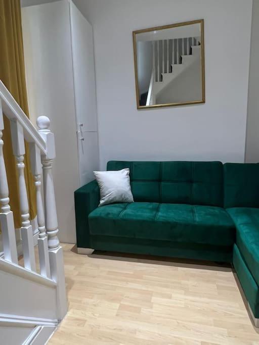 Appartamento 001- Lovely 3-bedroom Very Close To Oxford Street *