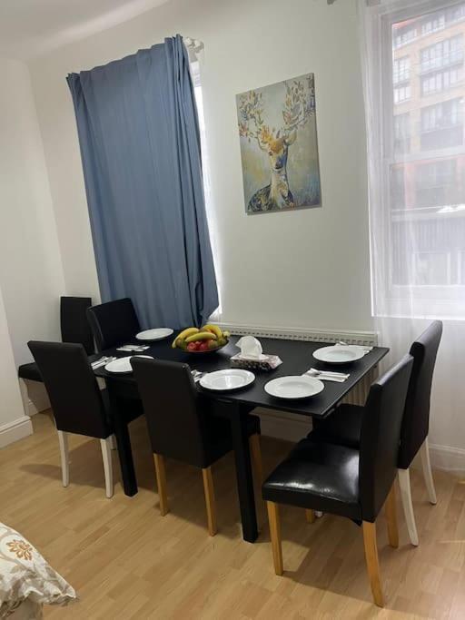 Appartamento 001- Lovely 3-bedroom Very Close To Oxford Street *